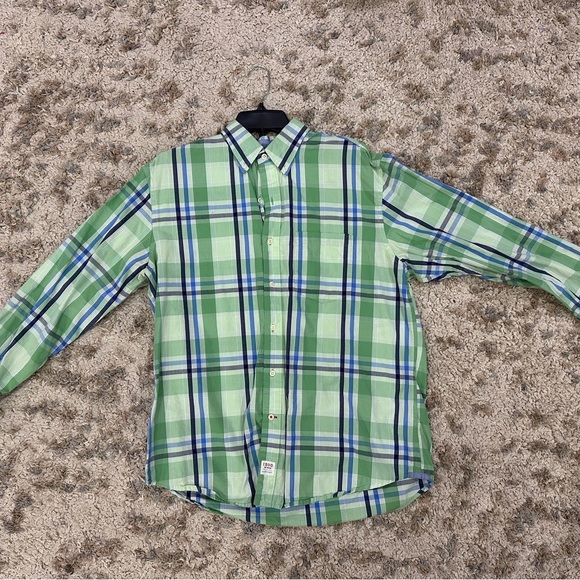 Men’s Izod Dress Shirt - Picture 1 of 3